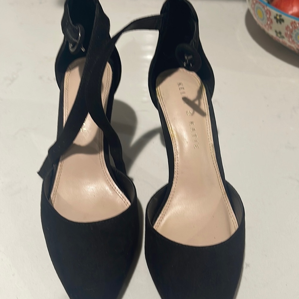 Heels size 6.5 suede